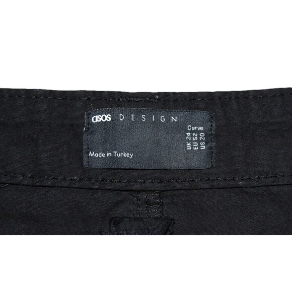 ASOS DESIGN Curve Oversized Cargo Trousers in Washed Black (Sz. 20) - Picture 4 of 7